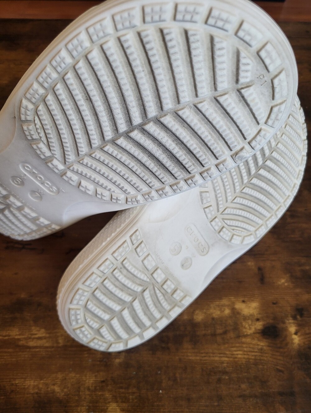 Croc Slides - Picture 4 of 4